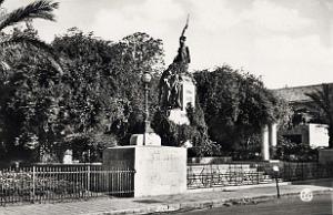 Saida 525- Monument aux morts COLLECTION DES AMIS DE ND DE SANTA CRUZ